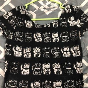 Cute cat crop top